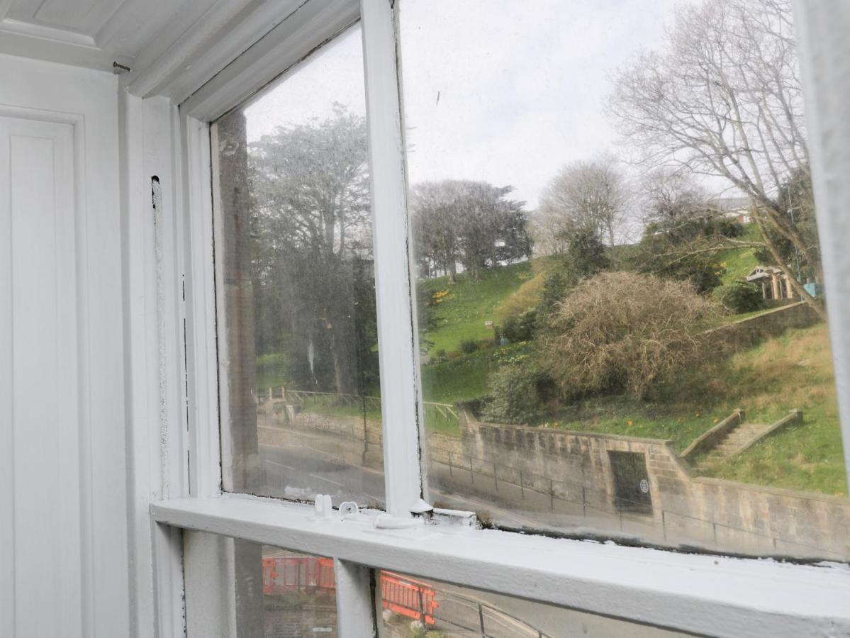 The Surfers Bolt Hole Apartment Whitby Exterior foto
