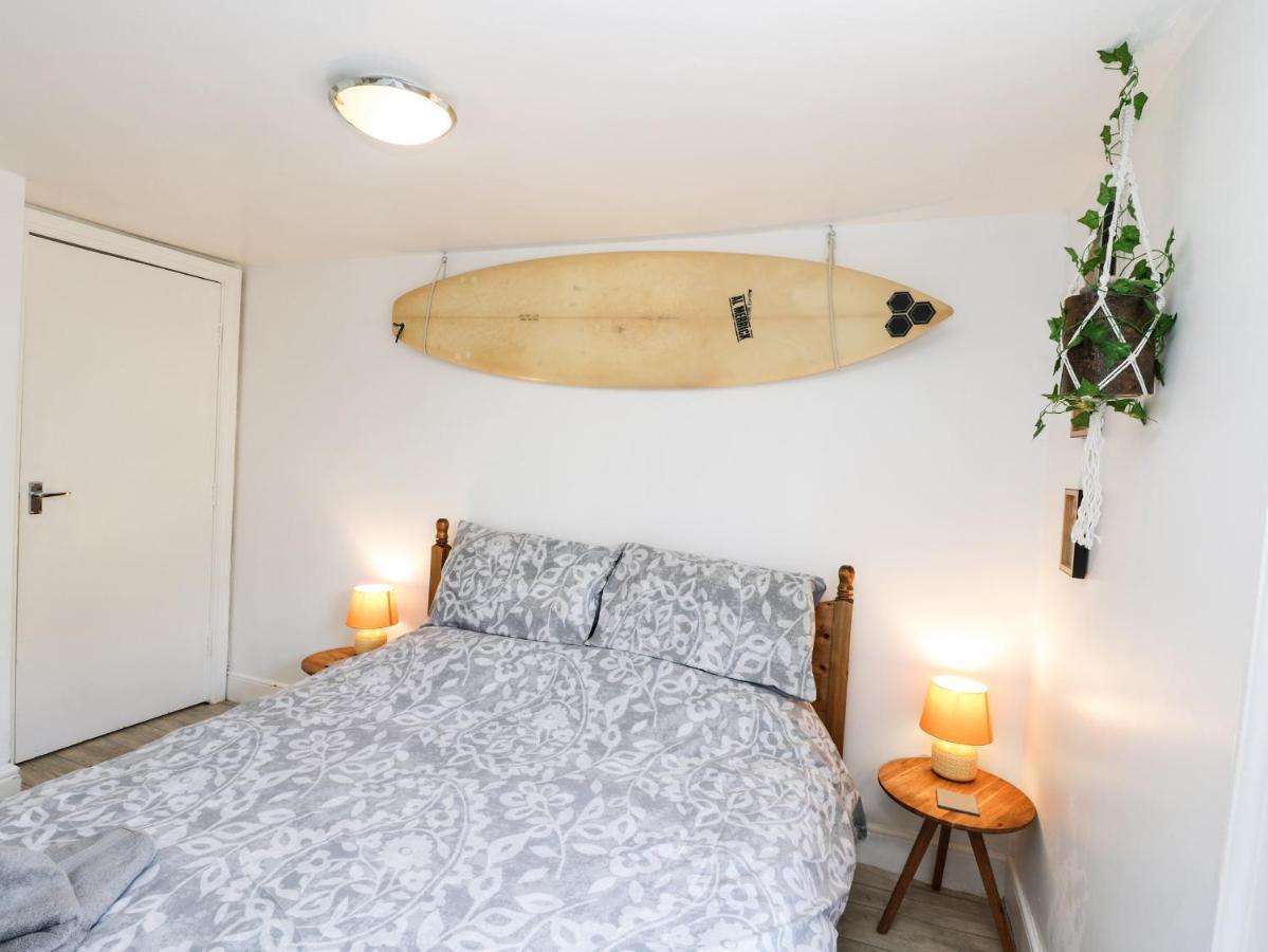 The Surfers Bolt Hole Apartment Whitby Exterior foto